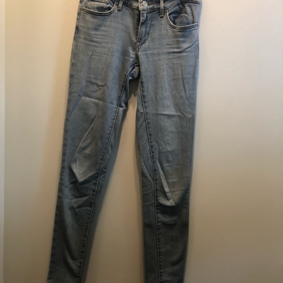 711 light wash Levis long - Picture 2 of 6